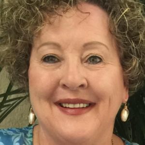 Meet your Posher, Debbie